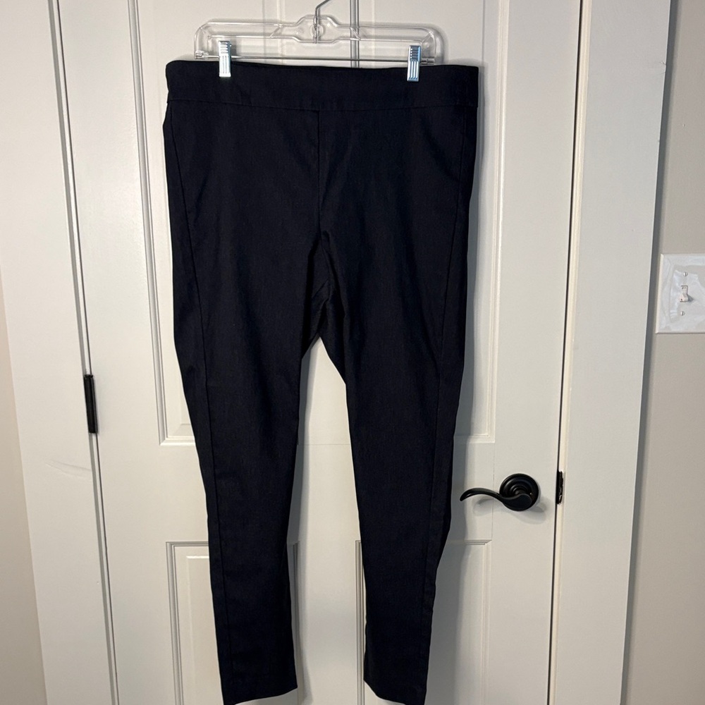 Jones New York Size 1X Dark Blue Denim Trousers